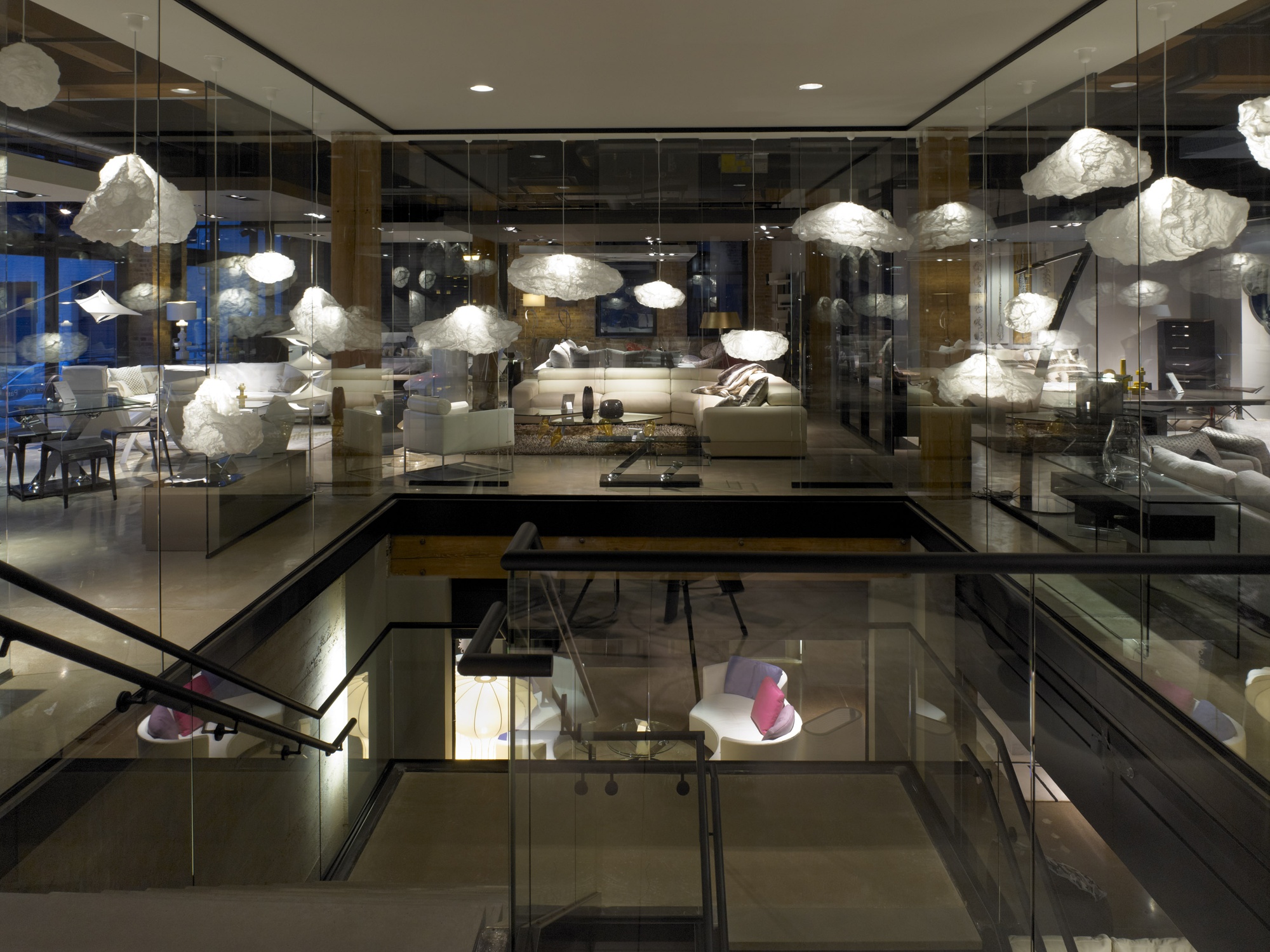 01_Roche Bobois 2-03_Chicago_Hirsch_MPG_Architecture