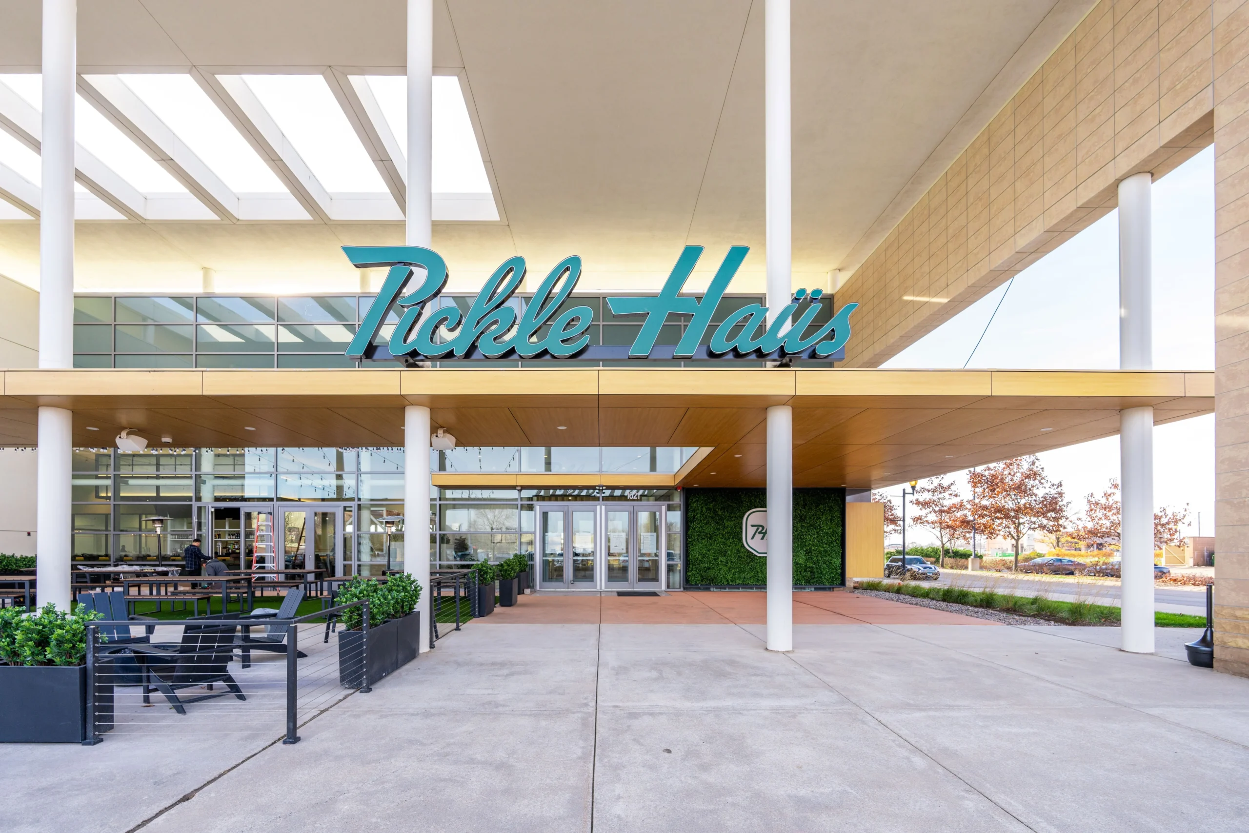 03 PICKLE HAUS ENTRY