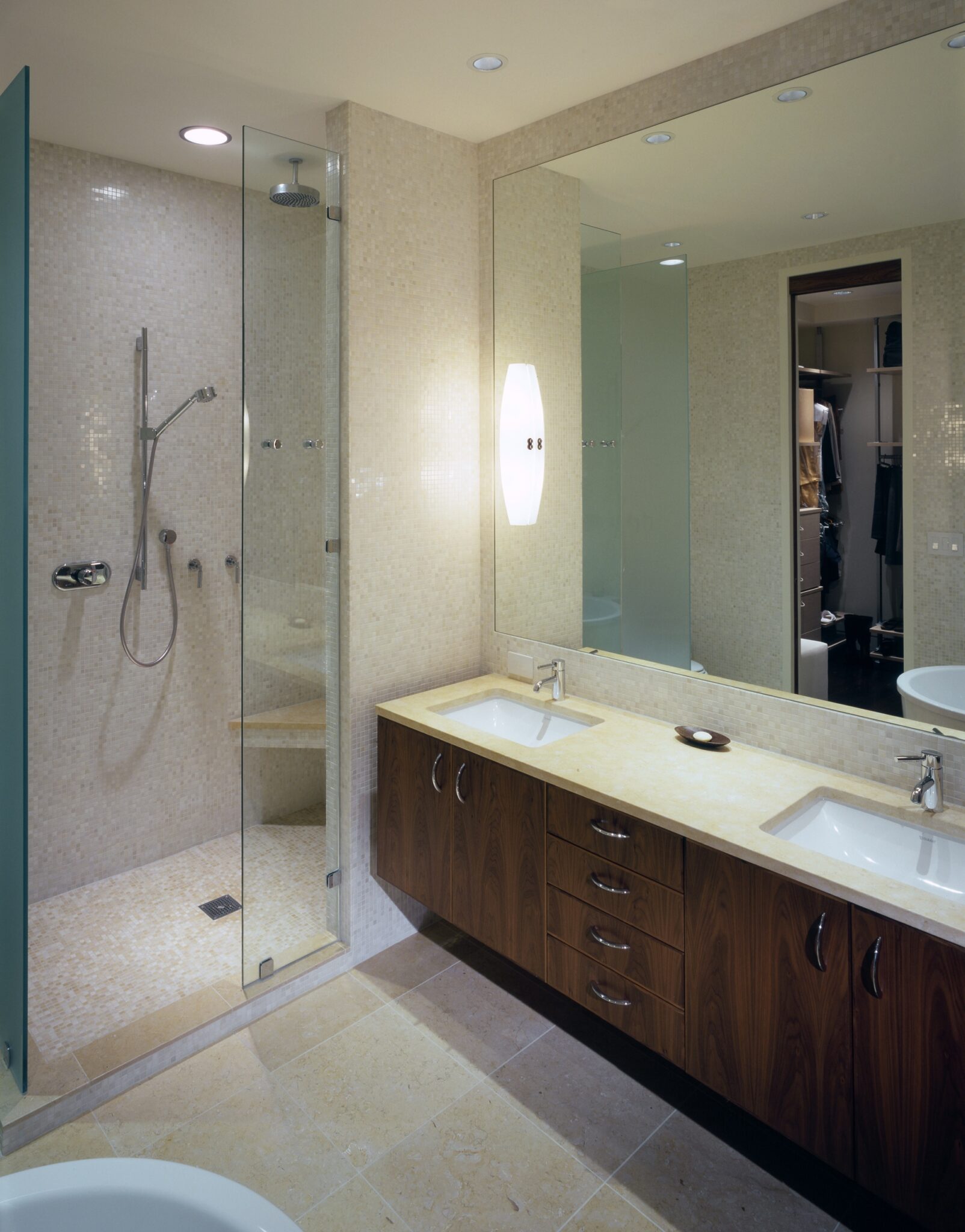 07_masterbath_Chicago_Hirsch_MPG_Architecture