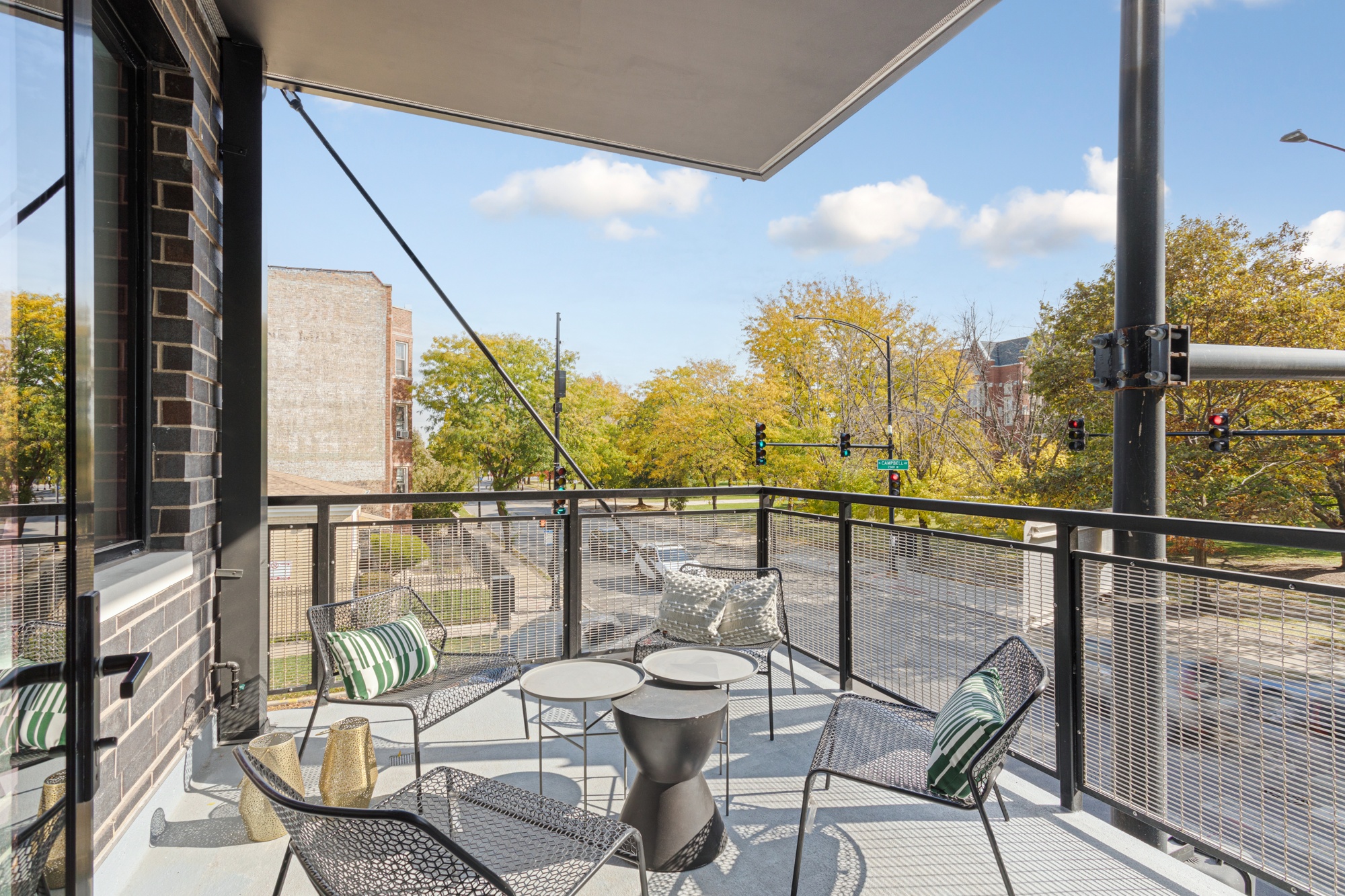 12_3604_N_CampbellAve_202_135_Chicago_Hirsch_MPG_Architecture